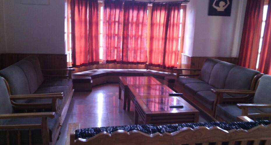 Hotel Rebenz Height, Manali 5